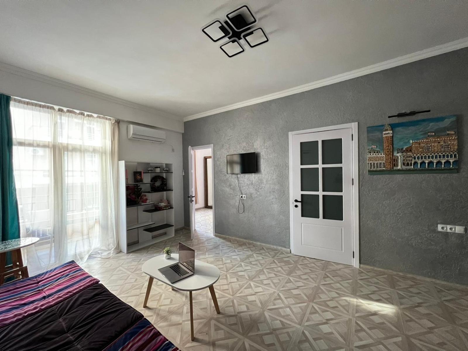 Apartment Sunny Mood Tbilisi Exterior foto